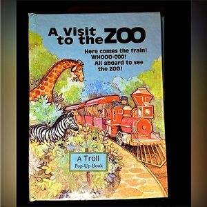 A Visit to the Zoo Book 📚 Vintage Animals Pop-Up Hardback Children’s Train